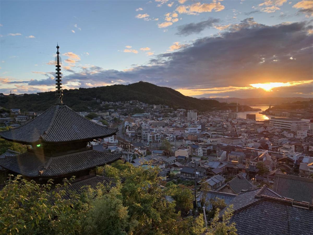 Onomichi Guest House Miharashi-Tei Exterior foto